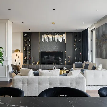 Rahamninov Luxury 布加勒斯特
