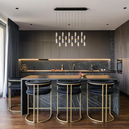 Rahamninov Luxury