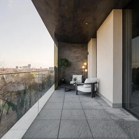 公寓 Rahamninov Luxury 布加勒斯特