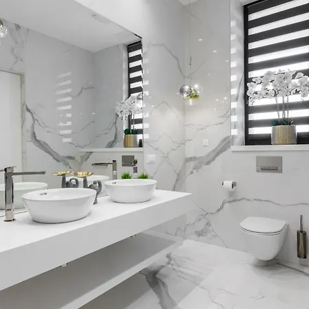 Rahamninov Luxury
