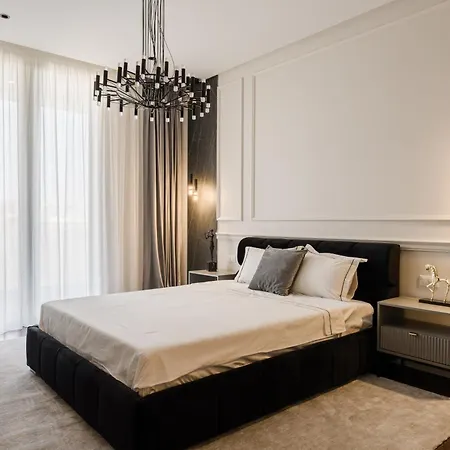 Rahamninov Luxury *