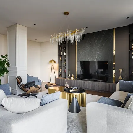 Rahamninov Luxury *